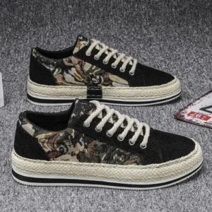 Fashionfunia Men Fashion Casual Student Flat Non-Slip Color Matching Pattern Canvas Sneakers